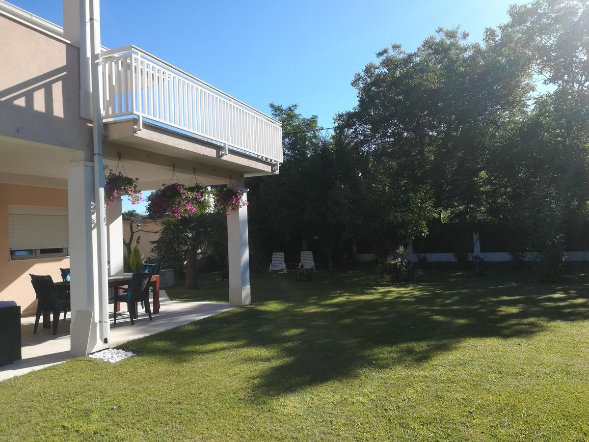 Riverside Guesthouse Pocitelj Eksteriør bilde
